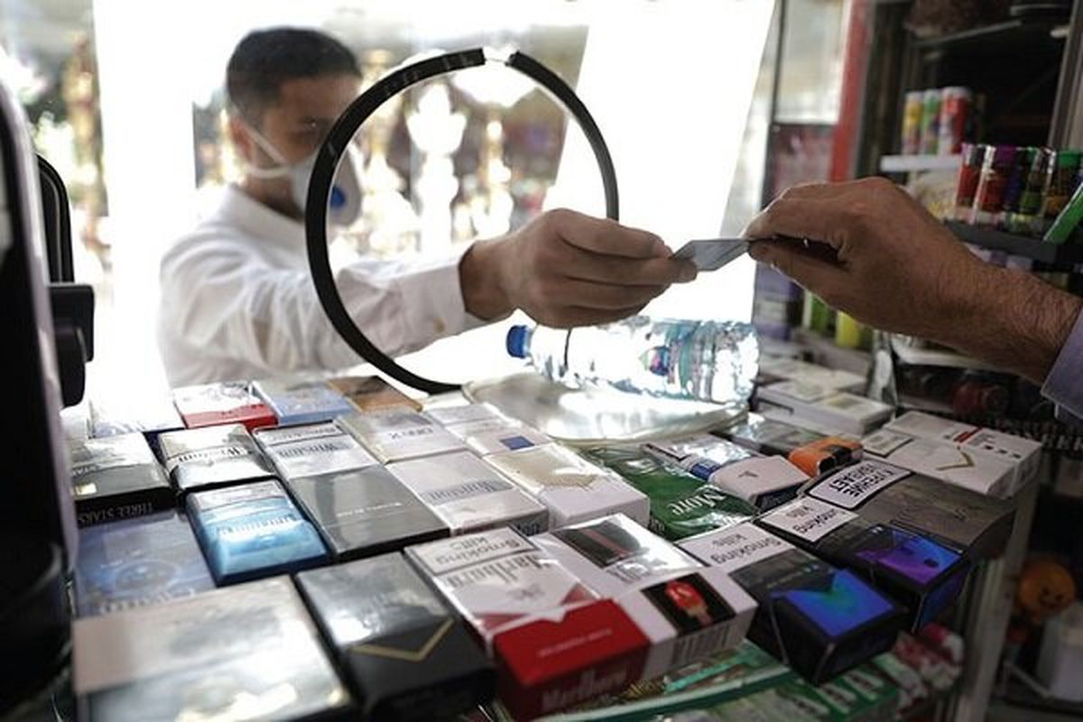 چه کسانی کیوسک‌های مطبوعات را شبانه جابجا می‌ کنند؟!