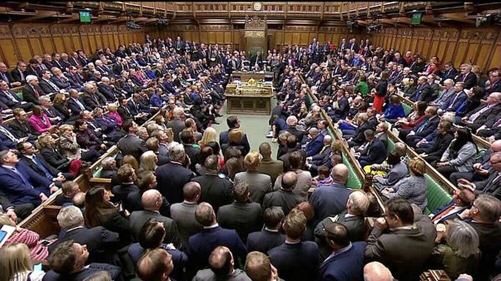 استعفاهای زنجیره‌ای در پارلمان انگلیس/ کناره‌گیری یک نماینده دیگر