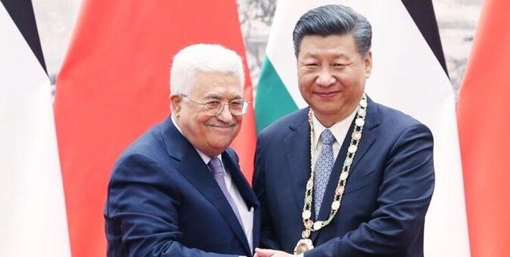 گاردین: سفر عباس به چین، در راستای تقویت جایگاه پکن خواهد بود