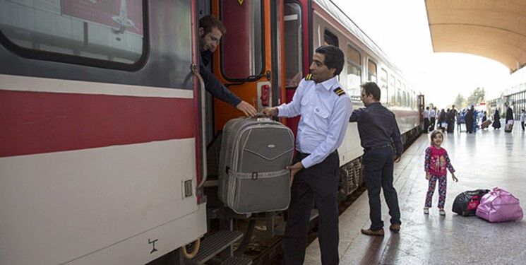 قطار مسافری سنندج تا چند ماه آینده افتتاح می‌شود