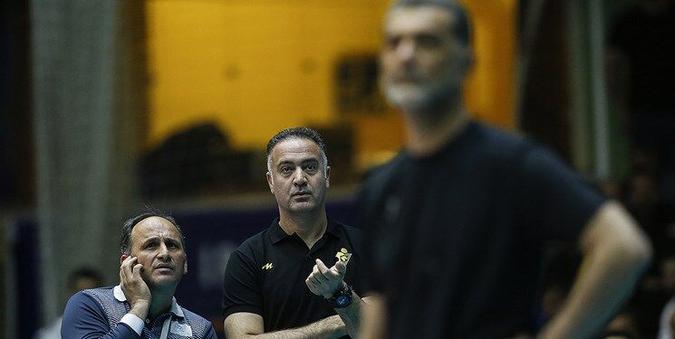 پیمان اکبری: هنوز چیزی برای والیبال ایران تمام نشده است
