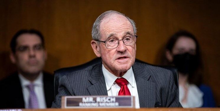 مخالفت قانونگذار ارشد آمریکا با فروش تسلیحات به مجارستان