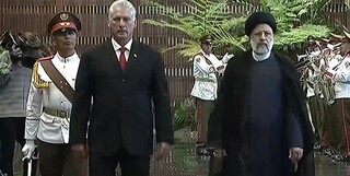 رئیس‌جمهور کوبا از آیت‌الله رئیسی استقبال کرد