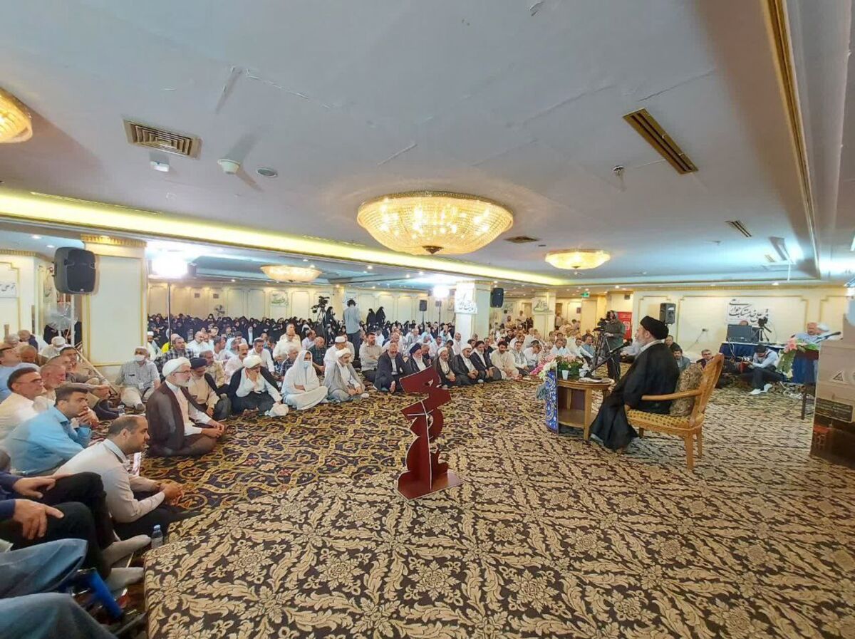 ایرانیان در مکه و مدینه دعای کمیل خواندند+عکس