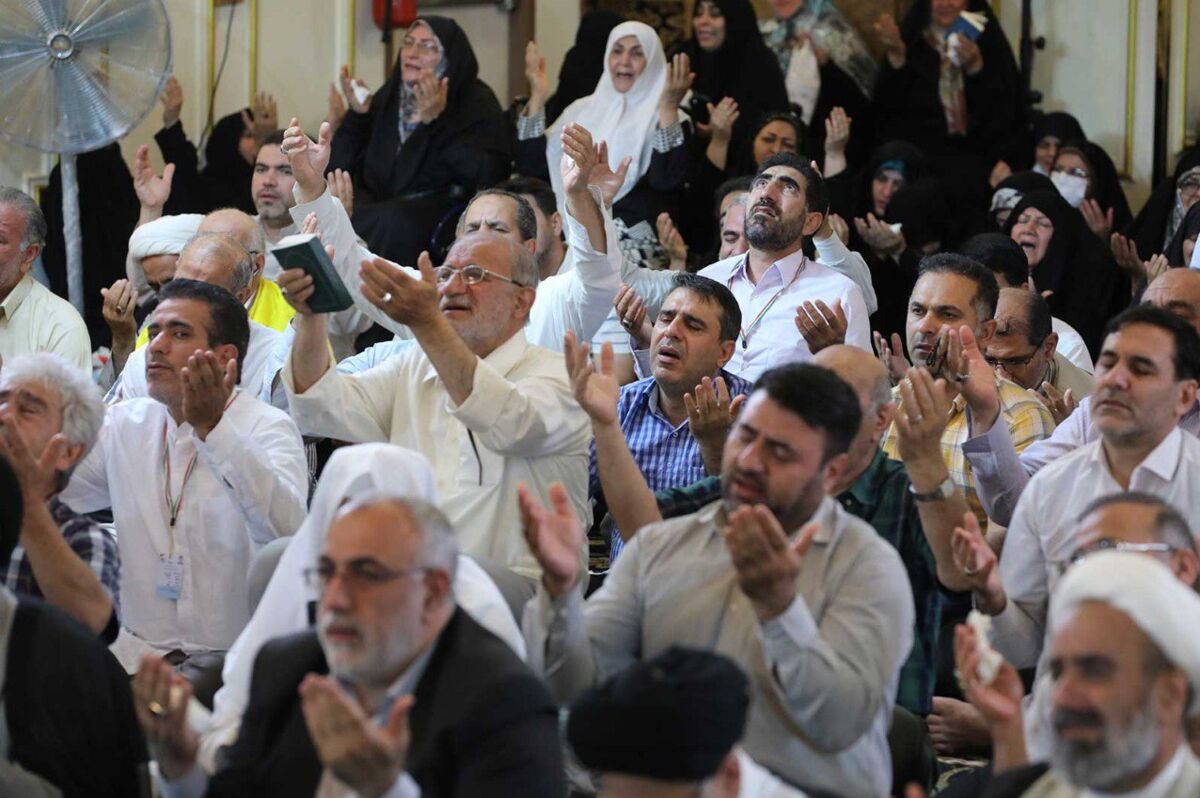 ایرانیان در مکه و مدینه دعای کمیل خواندند+عکس