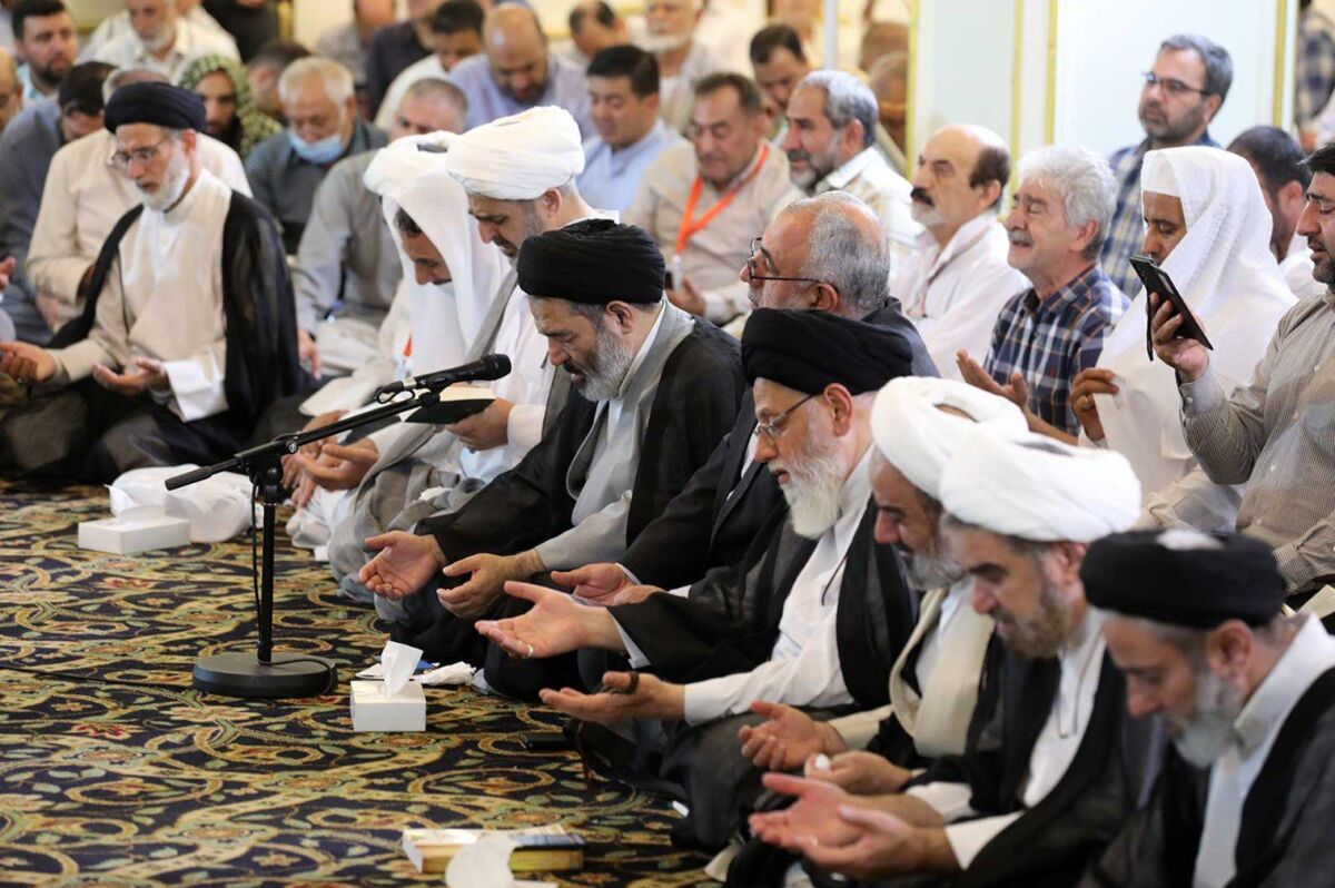 ایرانیان در مکه و مدینه دعای کمیل خواندند+عکس