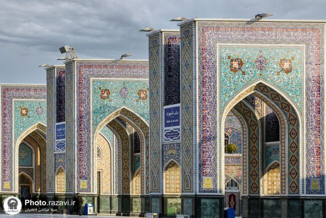 باب‌الجواد(ع) راه ورودی به قلب توست / روایتی درباره یکی از ورودی‌های حرم مطهر رضوی که باب الحوائج زائران است
