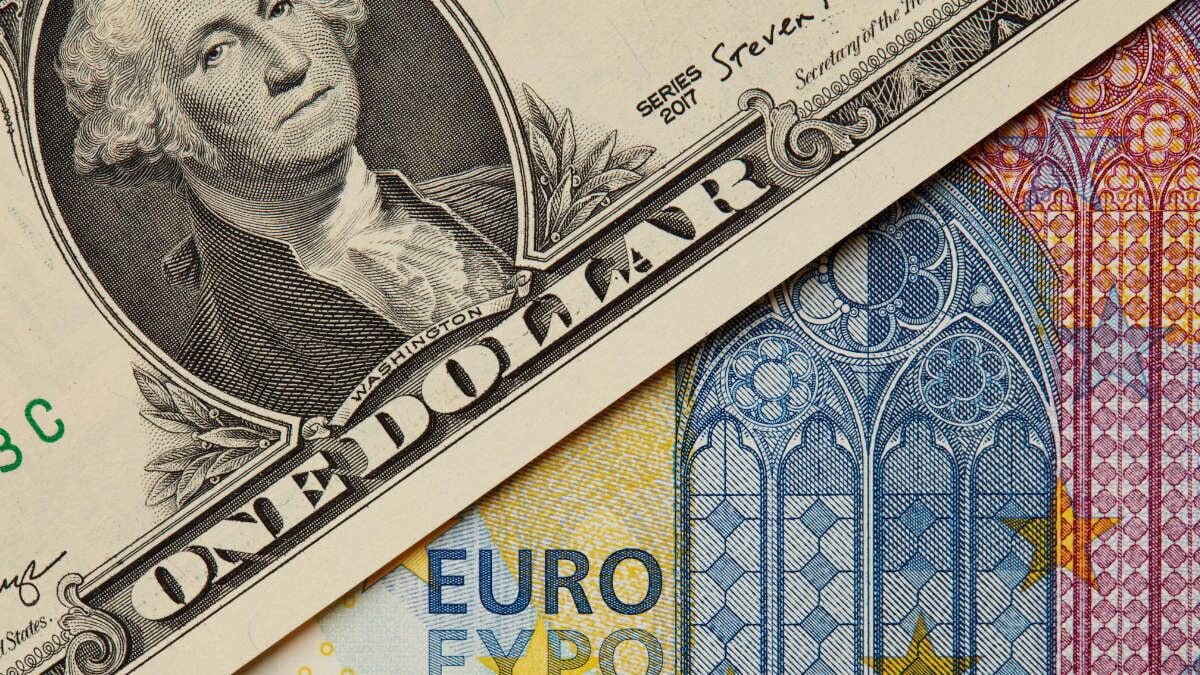 آخرین قیمت دلار و یورو ۳۰ خرداد ۱۴۰۱