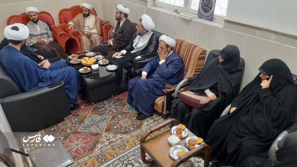 بانویی که فرزندآوری را در روضههای خانگی تبلیغ میکند