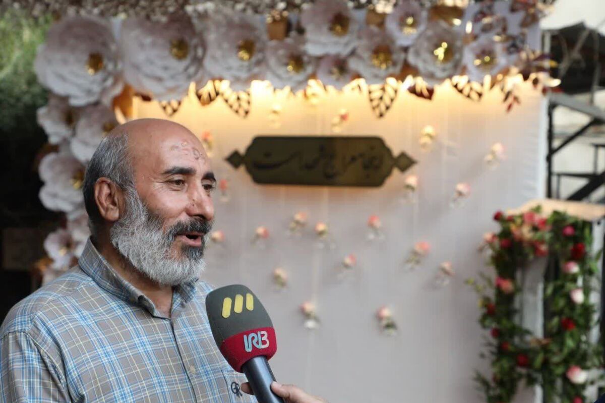 هدیه خاص رهبری برای عروس و دامادهای معراجی!