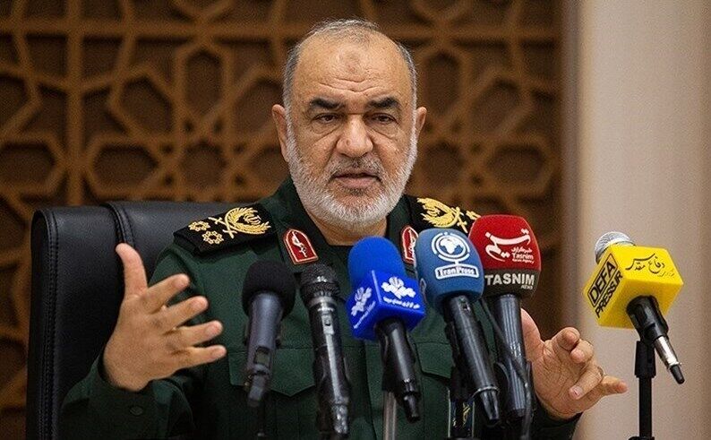 سرلشکر سلامی: تجزیه‌طلبان و خائنان حاشیه امنیت ندارند/ دشمنان ایران را مانند سوریه می‌خواهند