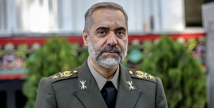 امیر آشتیانی: سرریز توانمندی‌های دفاعی باید وارد عرصه‌های غیرنظامی شود