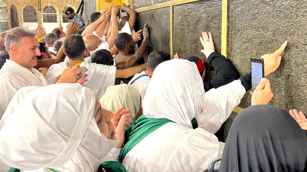 حال و هوای زائران در مسجدالحرام قبل از حاجی شدن
