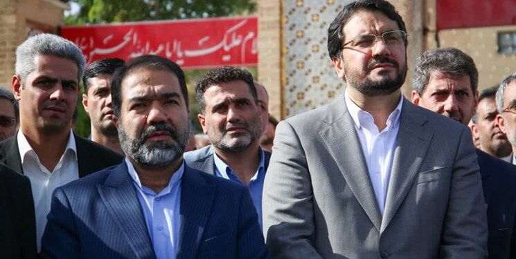 وزیر راه و شهرسازی به اصفهان سفر کرد 