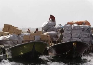 توقیف شناور حامل قاچاق در بوشهر/ کشف ۲۲.۵ میلیارد کالای قاچاق