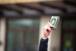 اقدام موهن پلیس سوئد در ارائه مجوز به مراسم هتک حرمت به قرآن‌کریم