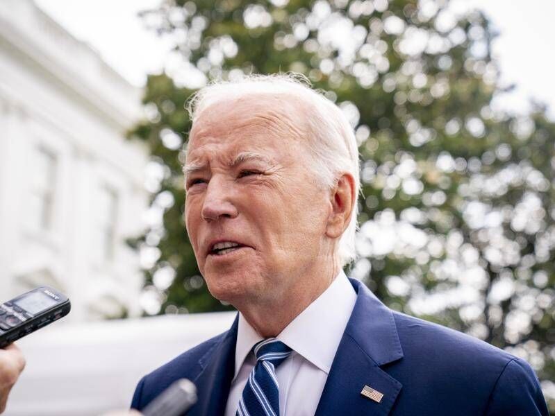 کاخ سفید: بایدن از دستگاه کمک تنفسی در خواب استفاده میکند