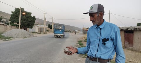 حکایت پیرمردی که ۷۰ سال است درخت می‌کارد/ قهرمان کوهستان‌های کامفیروز 