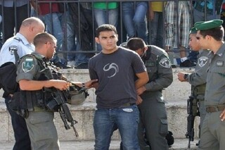 تنها در ماه گذشته میلادی رخ داد؛ بازداشت ۳۸۰ فلسطینی از جمله ۴۵ کودک و ۱۰ زن