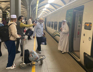 بدرقه حجاج ایرانی در مرز زمینی عربستان و عراق