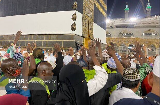 تصاویری اختصاصی مهر از طواف زائران برای پایان اعمال حج تمتع