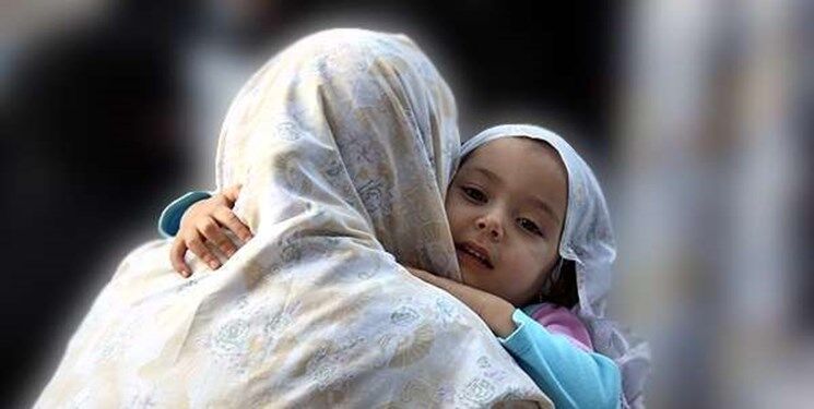 چگونه به کودکم بگویم مادرها هر روز نماز نمی‌خوانند؟