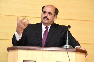 استاد دانشگاه پاکستان: عضویت رسمی ایران گامی موثر در کسب منافع مشترک شانگهای است
