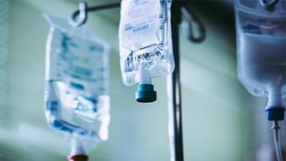 مدیرکل دارویی سازمان غذا و دارو: مصرف سرُم در پاییز به شدت افزایش پیدا می کند؛ ضرورت تزریق نقدینگی به شرکت های سرُم سازی