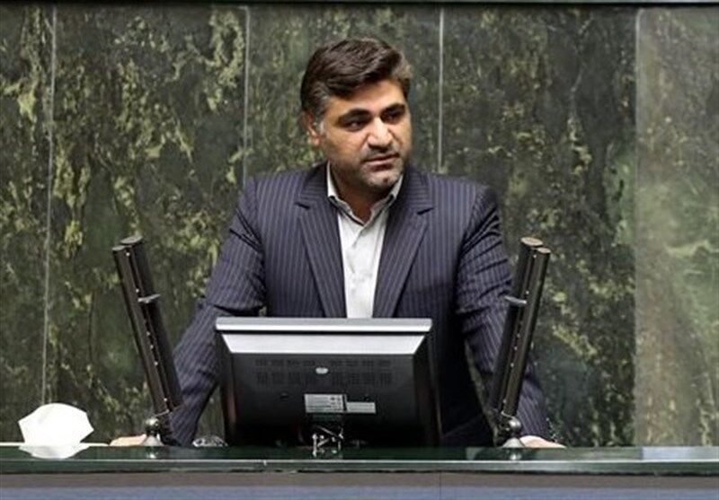 سخنگوی کمیسیون انرژی مجلس: ایران از منافع خود در میدان گازی آرش کوتاه نمی‌آید
