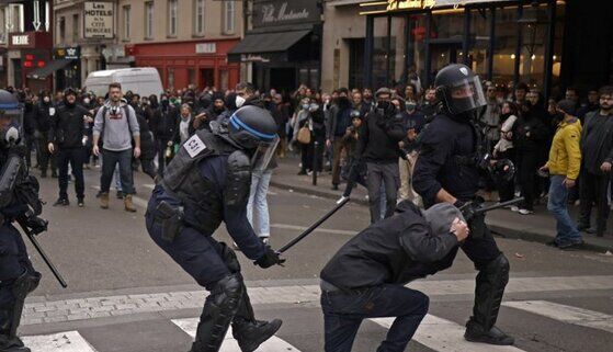 پاریس: خشونت پلیس محدود به فرانسه نیست، در کل اروپا رایج و شایع است