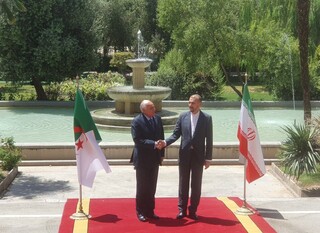 وزیر خارجه الجزایر با امیرعبداللهیان دیدار و گفت‌وگو کرد