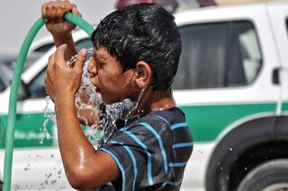 دمای ۱۴ ایستگاه هواشناسی خراسان رضوی به ۴۰ درجه می‌رسد 

