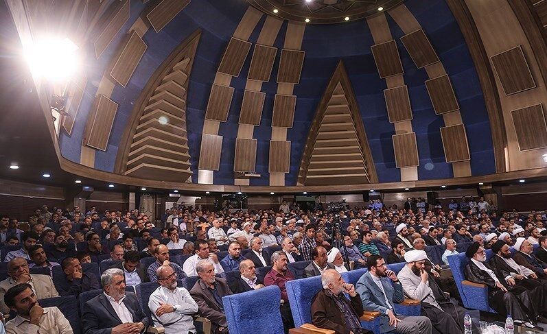 علی انسانی: مباهله کمتر از غدیر نیست، اگر برایش کار نکنیم، بچهها فراموشش میکنند