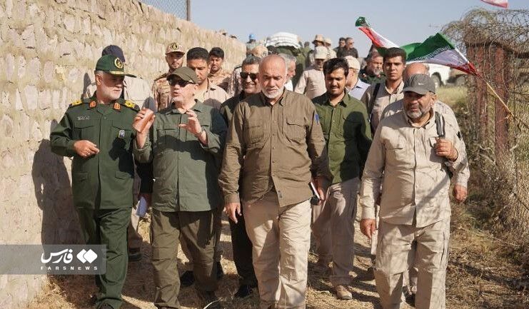 سرلشکر صفوی: مرزبانان ما با اقتدار کامل در شمال غرب مستقر هستند