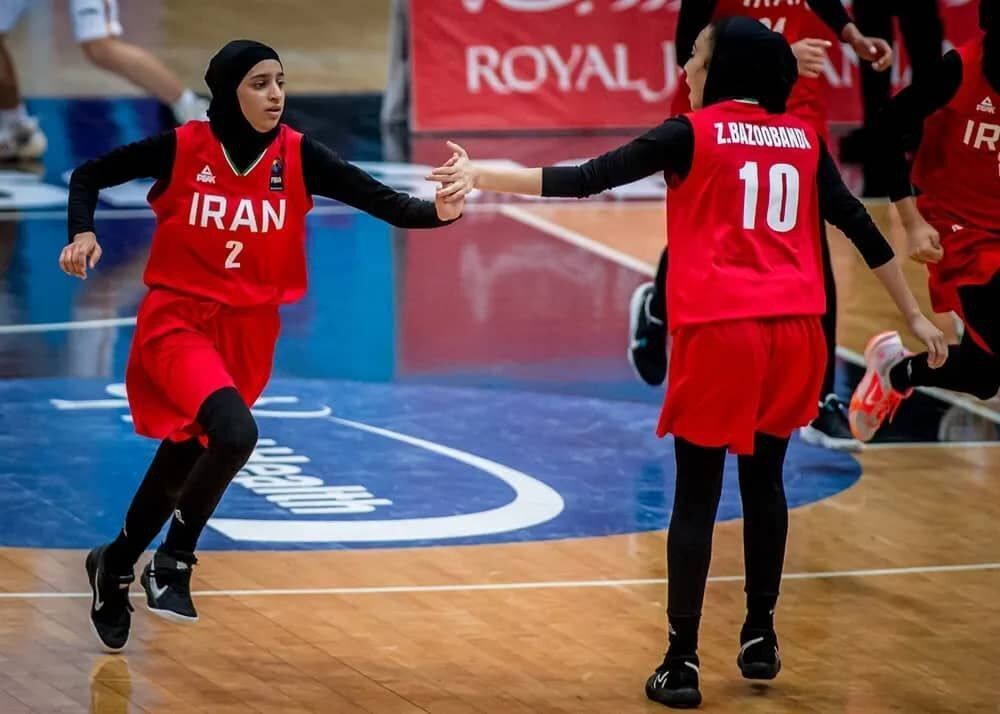 صعود دختران بسکتبالیست ایران به نیمه نهایی کاپ آسیا