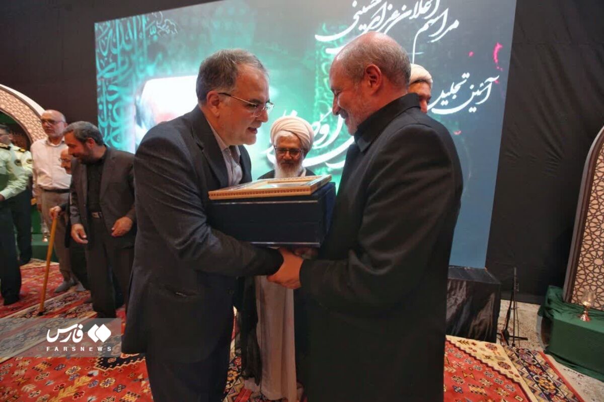 از یار همیشگی حاج قاسم تجلیل شد+عکس