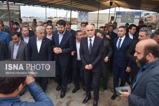 بازدید وزیر راه ایران و معاون نخست وزیر آذربایجان از زیرساخت های حمل و نقل آستارا