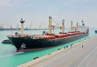 واردات ۶۷۰ هزار تن کالای اساسی به ایران/ ۱۲ فروند کشتی پهلودهی شد