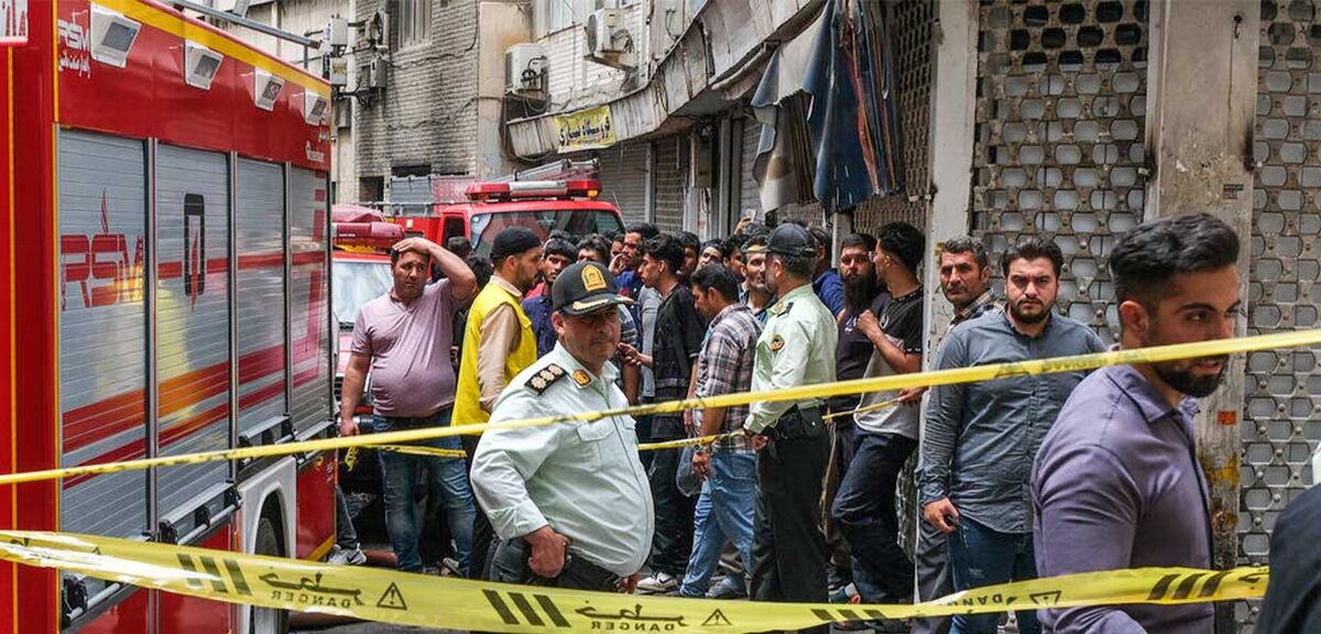 در جلسه مخبر با جمعی از کسبه بازار کیف و کفش مطرح شد/ افزایش پایگاه‌های پلیس و آتش‌نشانی در منطقه بازار تهران