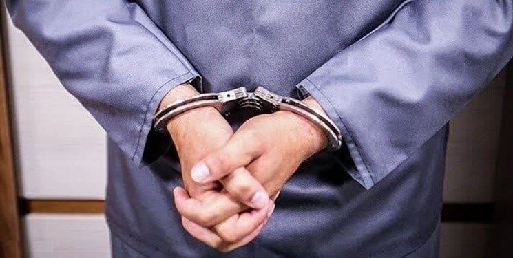 بازداشت وابستگان  مدیر شرکت پیش‌فروش خودرو در تاکستان 