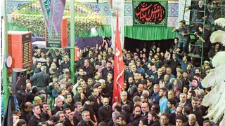 تکیه‌ای در بازار با نذر قهوه / پیرغلامان تجریش از ۱۵۰سال عزاداری سیدالشهدا (ع) در این محله از پایتخت می‌گویند