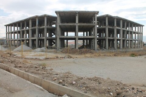 میانگین عمر پروژه‌های نیمه تمام کشور به ۱۸ سال رسید