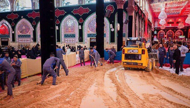 حرم امام حسین(ع) برای حضور دسته عزاداری طویریج آماده شد
