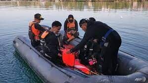 ۱۵ کشته و ۱۹ مفقود در حادثه کشتی مسافربری اندونزی