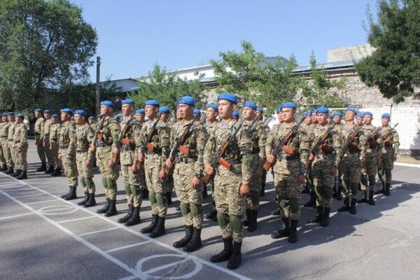 رزمایش مشترک گاردهای ملی نظامی ازبکستان و قرقیزستان+تصاویر