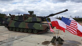 تاسیس پایگاه تعمیر تجهیزات نظامی کانادا در خاک لهستان