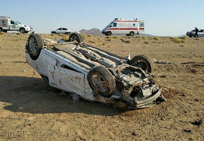 واژگونی یک دستگاه خودرو در زنجان هشت مصدوم به دنبال داشت