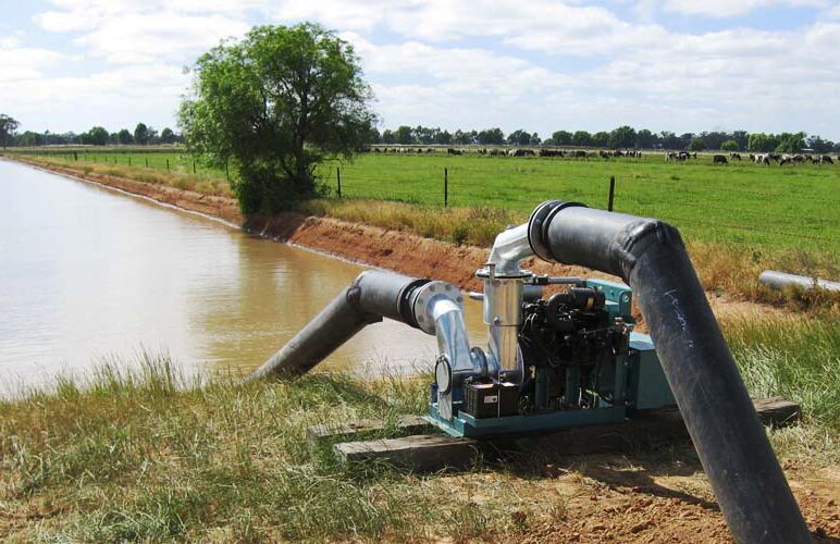 وزارت نیرو متولی تأمین و تحویل حجمی آب بخش کشاورزی است