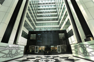 کاهش ۸ هزار واحدی شاخص کل بورس در معاملات امروز