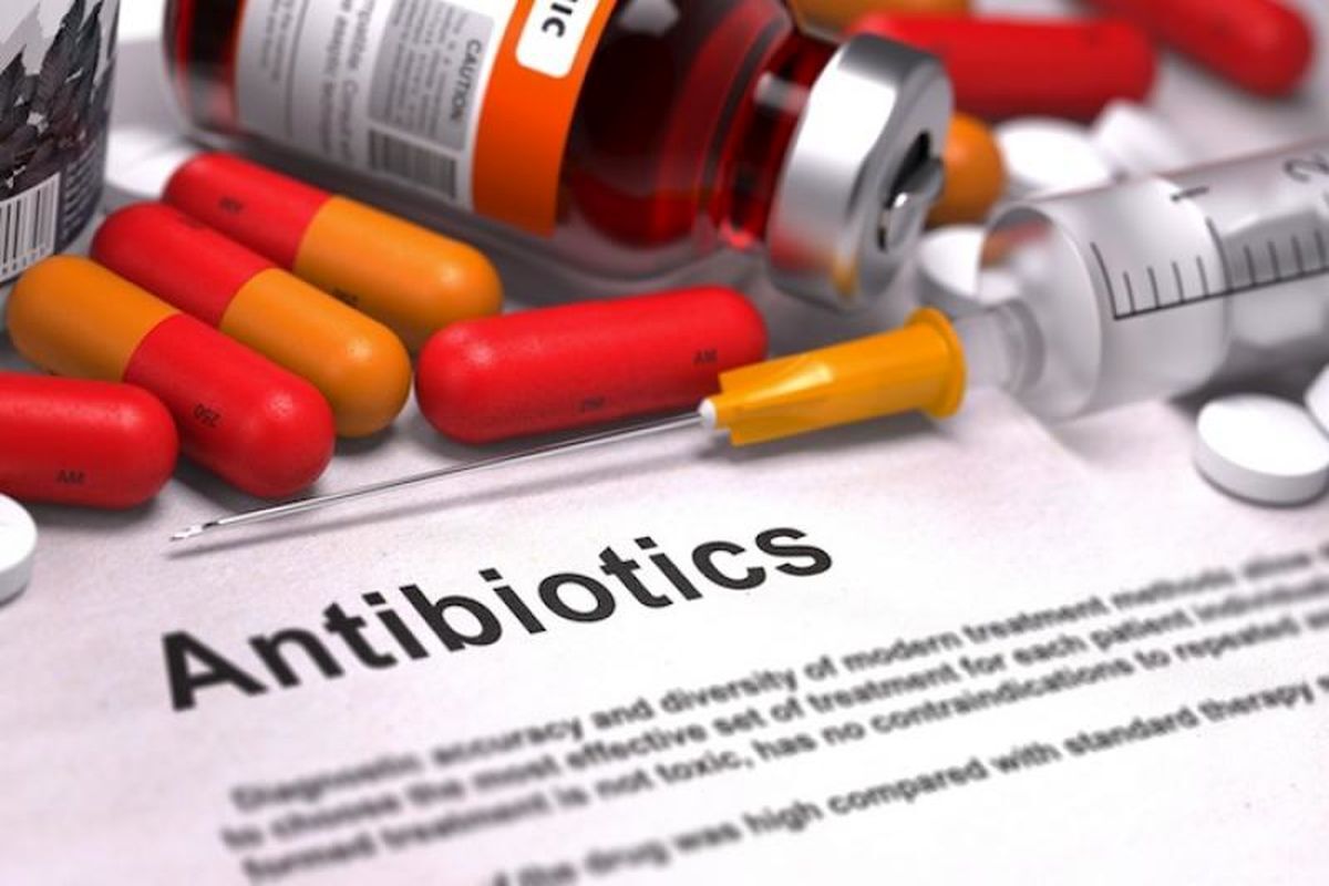 مصرف خودسرانه آنتی بیوتیک‌ها به کبد و کلیه‌ها آسیب می‌زند 
